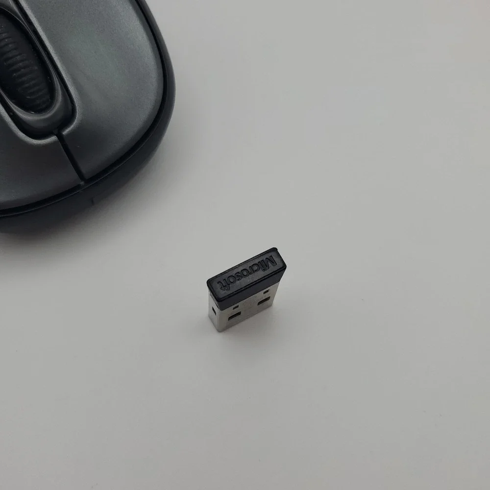 Microsoft Wireless Mobile Mouse 3500 - Model 1571 w/ Dongle - Working